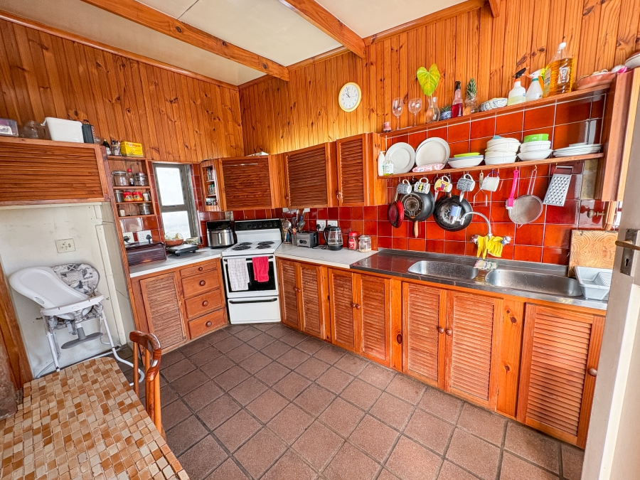 5 Bedroom Property for Sale in Quigney Eastern Cape